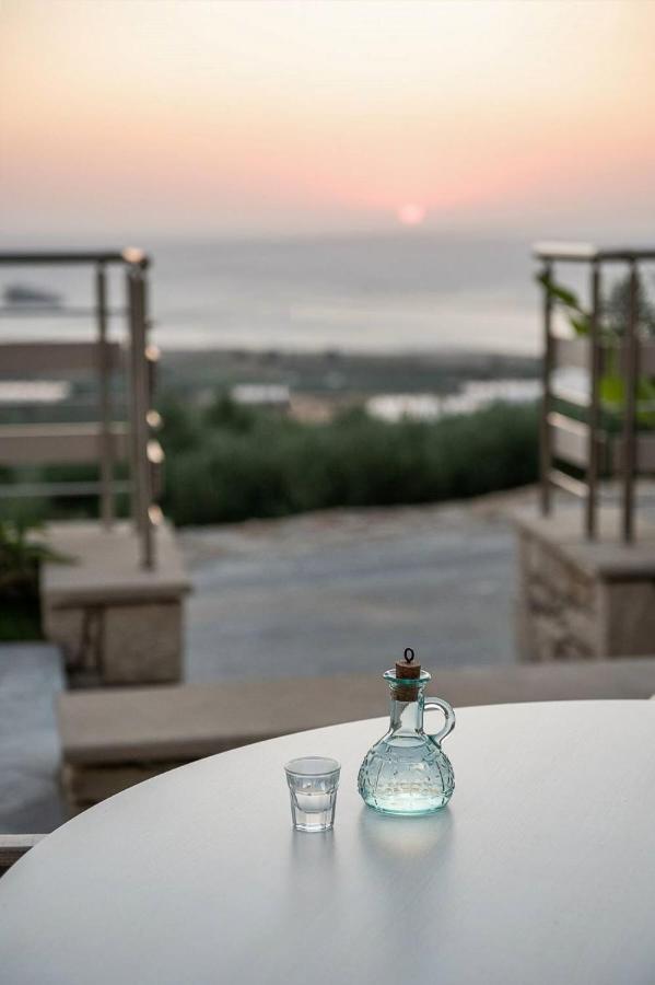 Magnolia Luxury Apartments Falasarna Bagian luar foto
