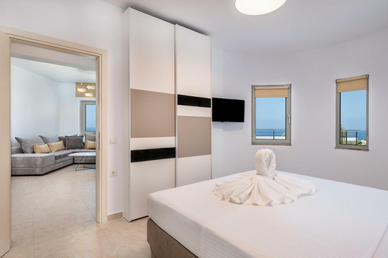 Magnolia Luxury Apartments Falasarna Bagian luar foto