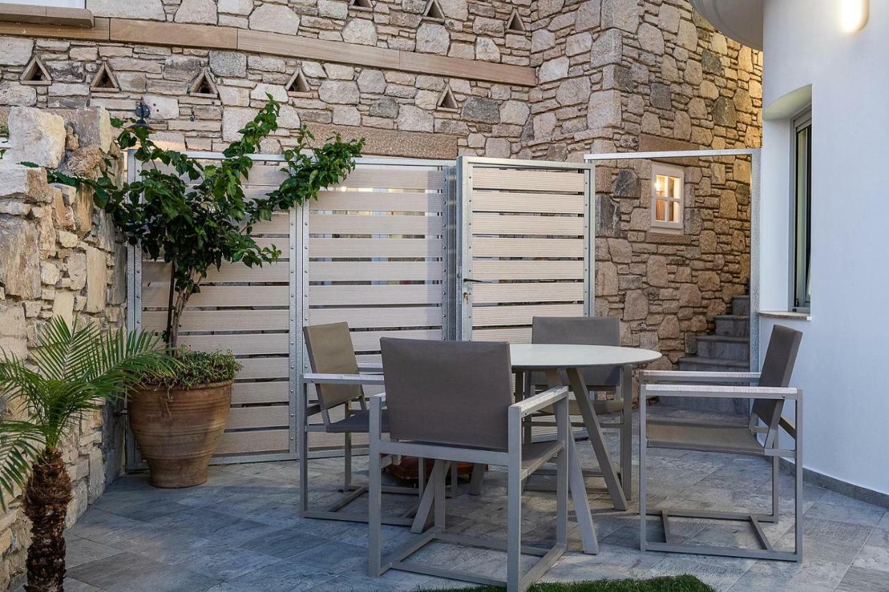 Magnolia Luxury Apartments Falasarna Bagian luar foto