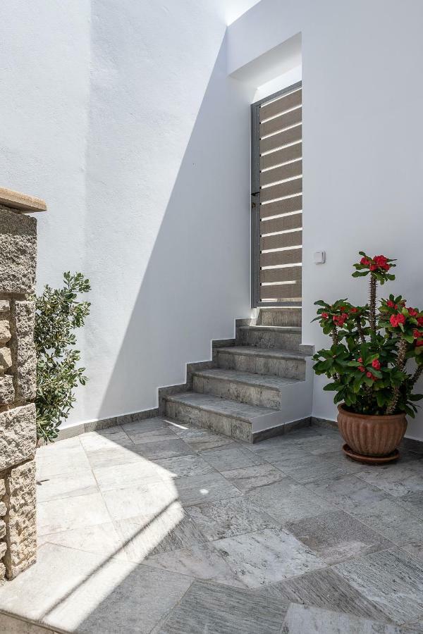 Magnolia Luxury Apartments Falasarna Bagian luar foto
