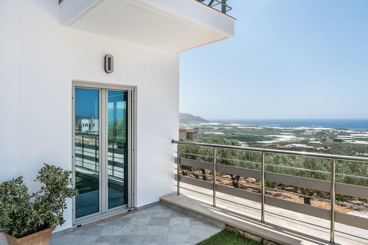 Magnolia Luxury Apartments Falasarna Bagian luar foto